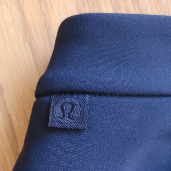 LULULEMON SCUBA-LIKE STRETCH FLAT FRONT TROUSER PANTS BACK YOKE REFLECTIVE HEM S - Picture 6 of 8